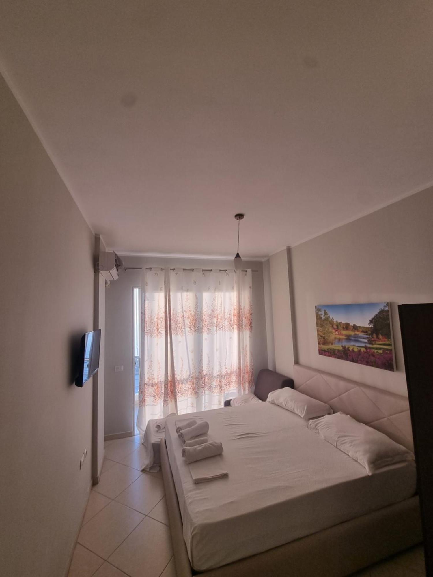 Hotel Ble Ble Vlorë Exterior foto